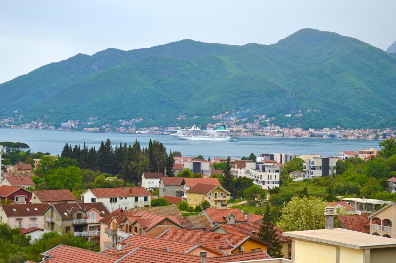 Tivat Apartments エクステリア 写真
