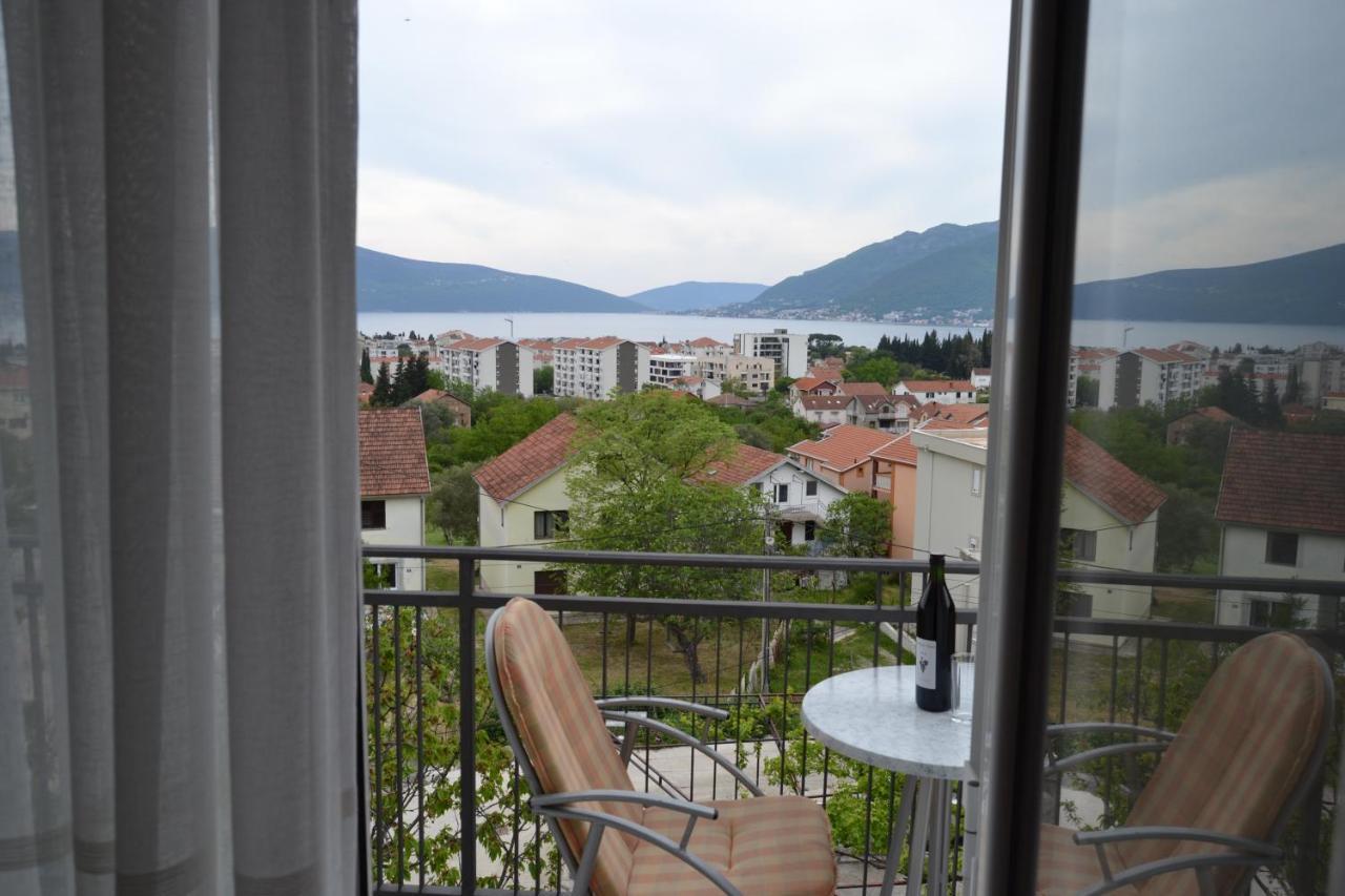 Tivat Apartments エクステリア 写真