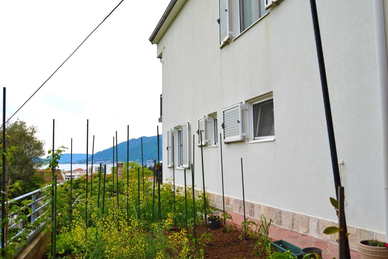 Tivat Apartments エクステリア 写真