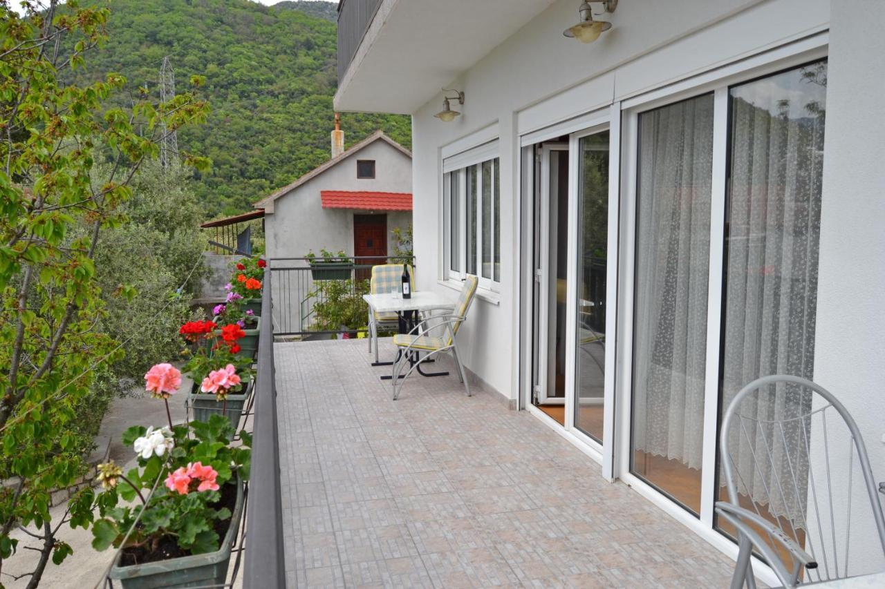 Tivat Apartments エクステリア 写真