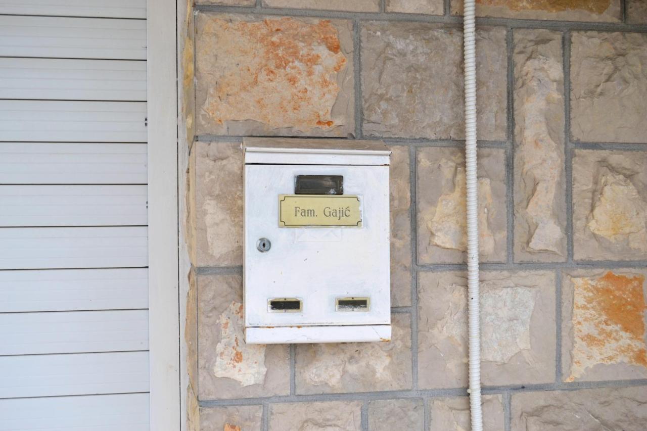 Tivat Apartments エクステリア 写真